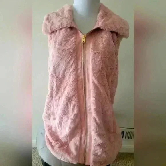 Marc New York Dusty Rose fluffy vest, Like new - Picture 3 of 7